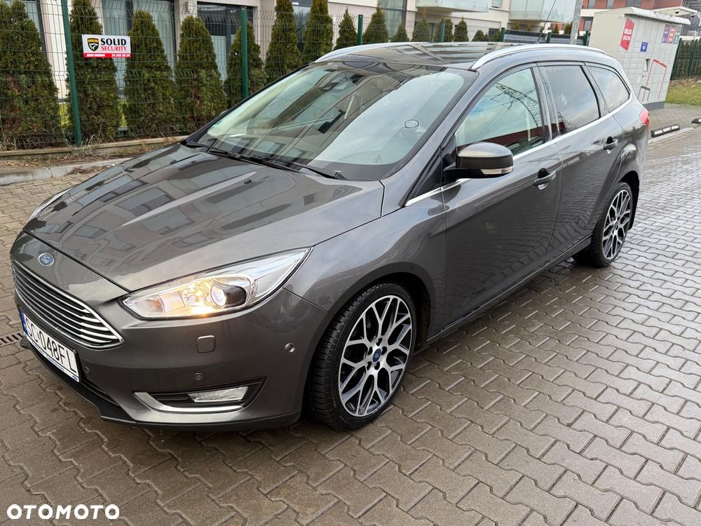 Ford Focus 1.5 EcoBoost STart-Stopp-System TITANIUM - 2