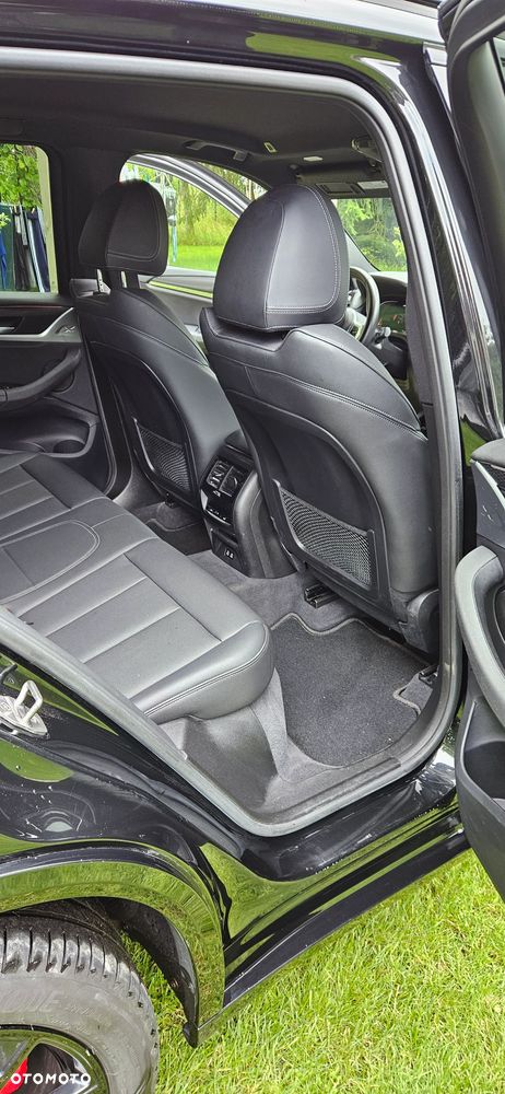 BMW X3 xDrive20d mHEV - 8