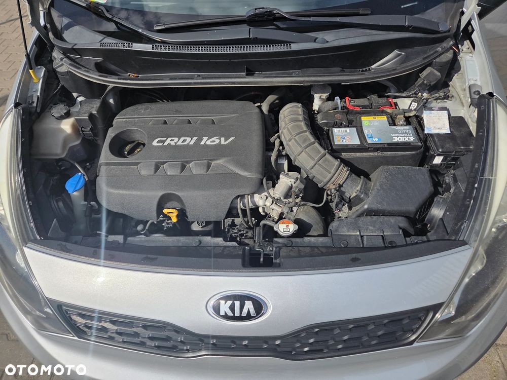 Kia Rio - 11