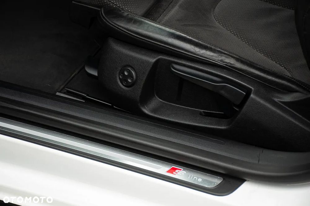 Audi A5 Coupé 2.0 TFSI Quattro - 32