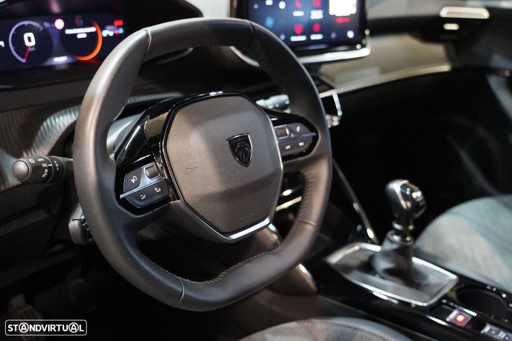 Peugeot 2008 PureTech 100 Allure - 8