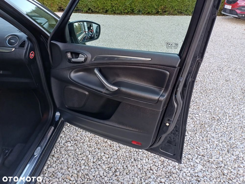 Ford S-Max 2.0 TDCi DPF Titanium - 27