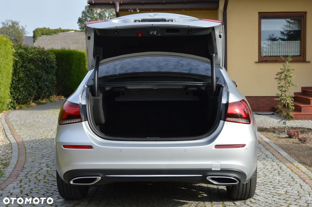 Mercedes-Benz Klasa A 180 d Progressive 7G-DCT - 13