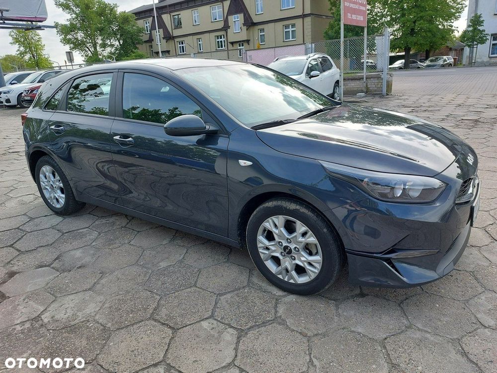 Kia Ceed - 1