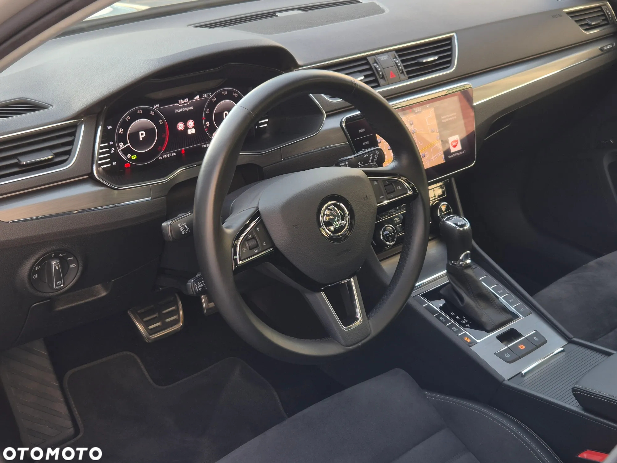 Skoda Superb 2.0 TSI 4x4 Scout DSG - 5