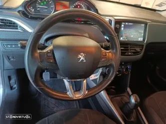 Peugeot 2008 - 23