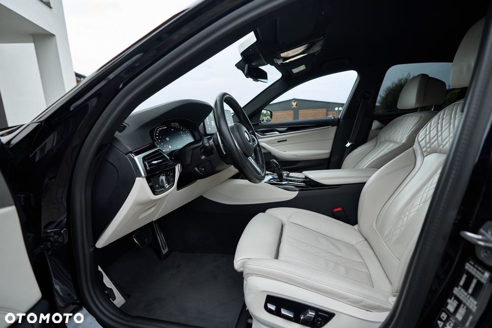 BMW Seria 5 520d xDrive MHEV M Sport sport - 21