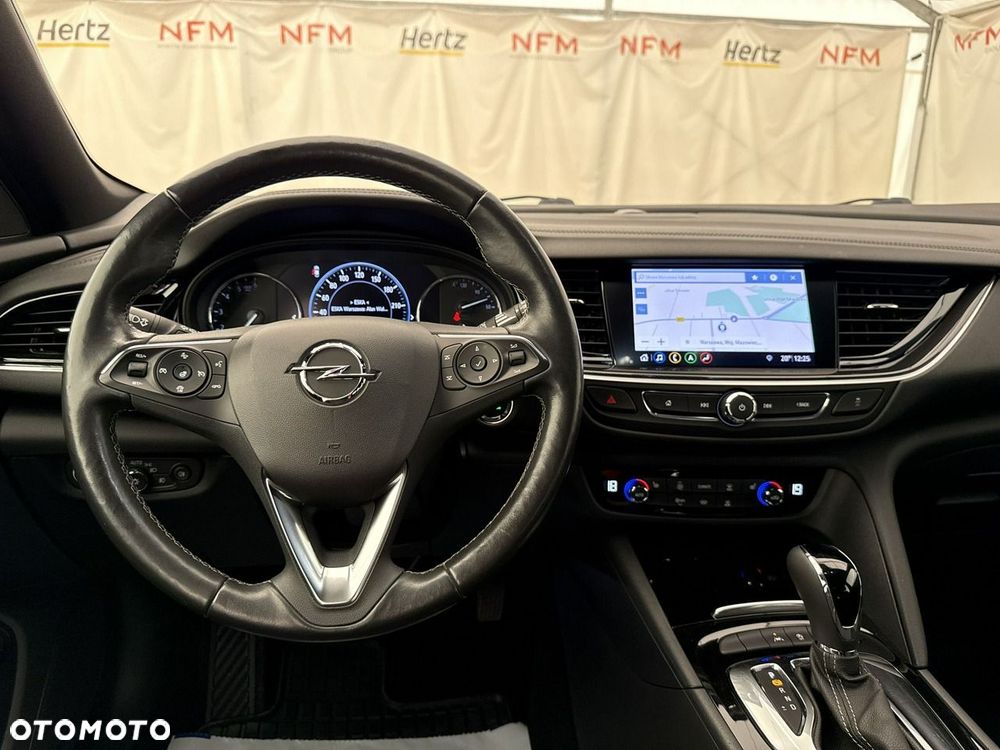 Opel Insignia - 14