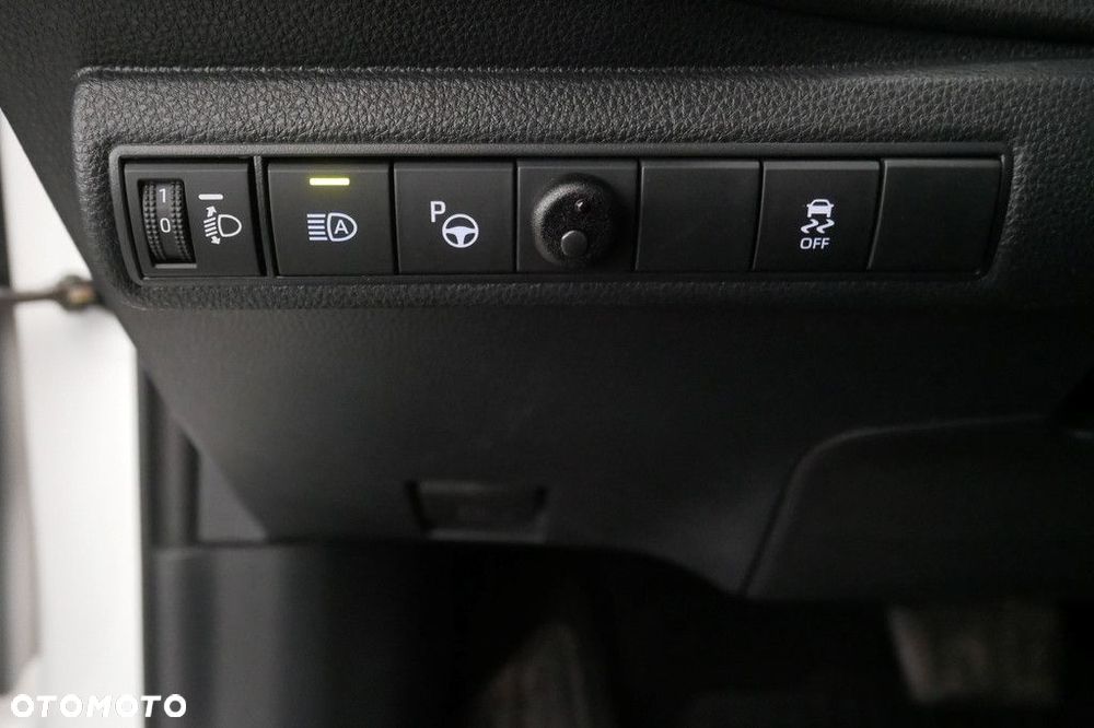 Toyota Corolla 1.8 Hybrid Comfort - 26
