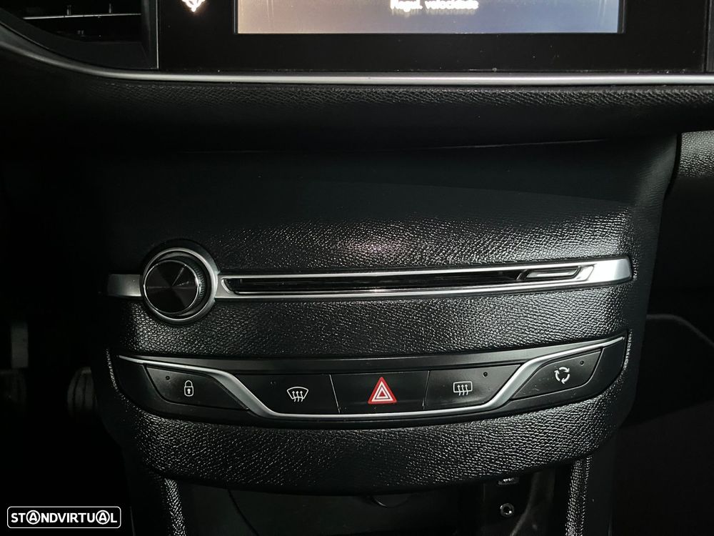 Peugeot 308 PureTech 130 GPF Stop & Start Allure - 32