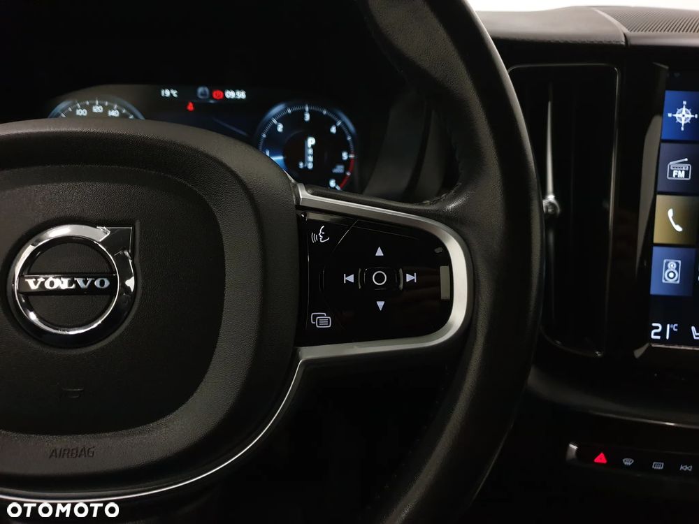 Volvo XC 60 D4 SCR Inscription - 12
