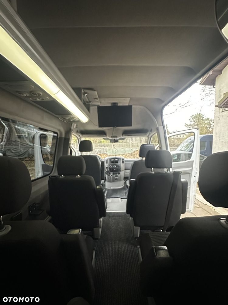 Mercedes-Benz Sprinter - 15