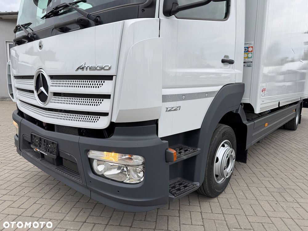 Mercedes-Benz ATEGO 1221 CHŁODNIA 7.3m + WINDA - 34