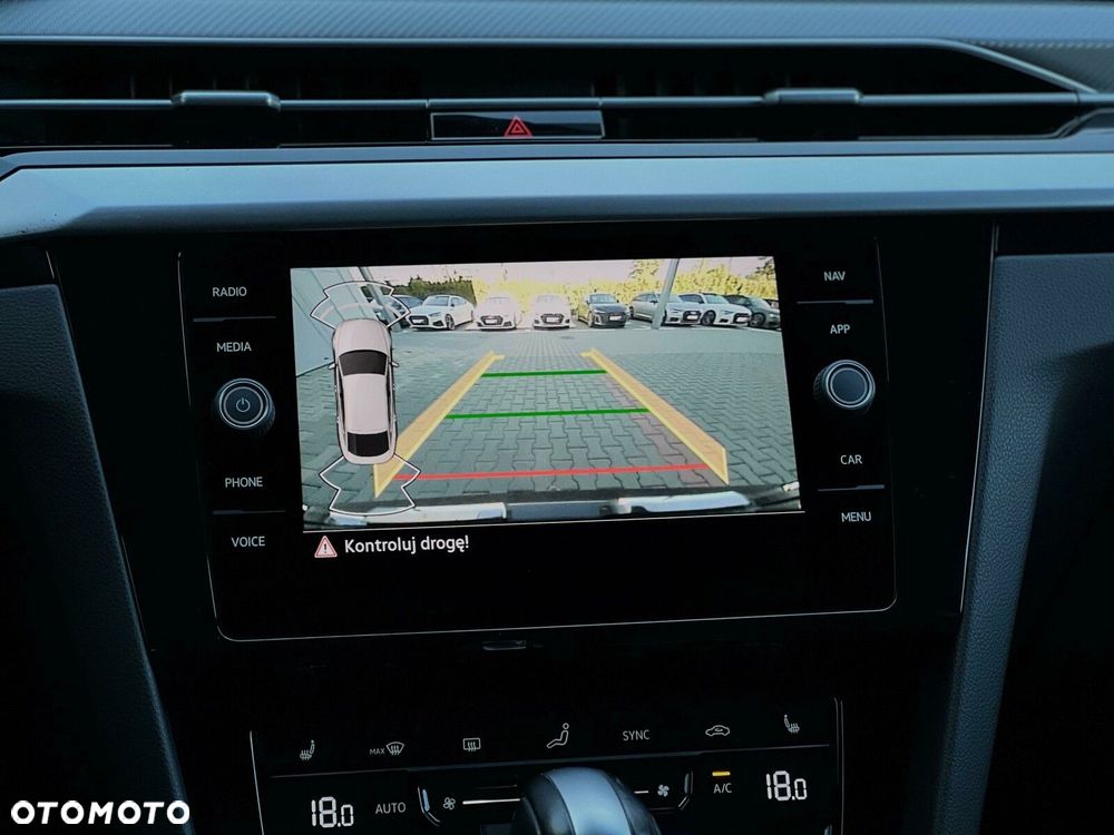 Volkswagen Arteon 2.0 TDI 4Motion R-Line DSG - 29