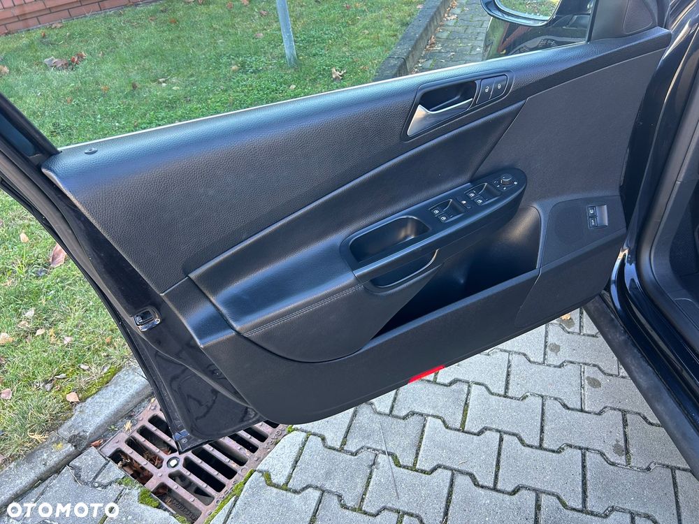 Volkswagen Passat 2.0 TDI DPF Highline DSG - 14