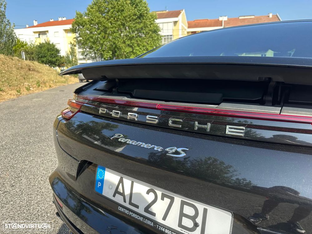 Porsche Panamera 4 S - 5