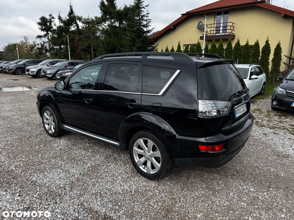 Mitsubishi Outlander 2.0 2WD Invite - 16