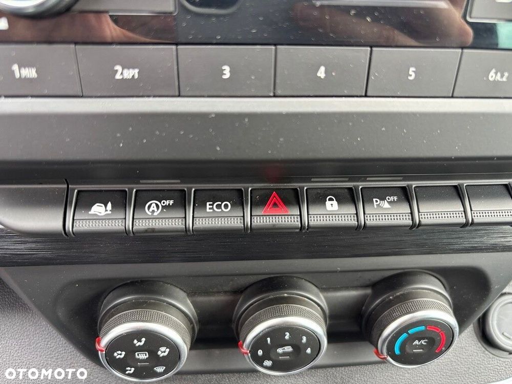 Renault Trafic - 15