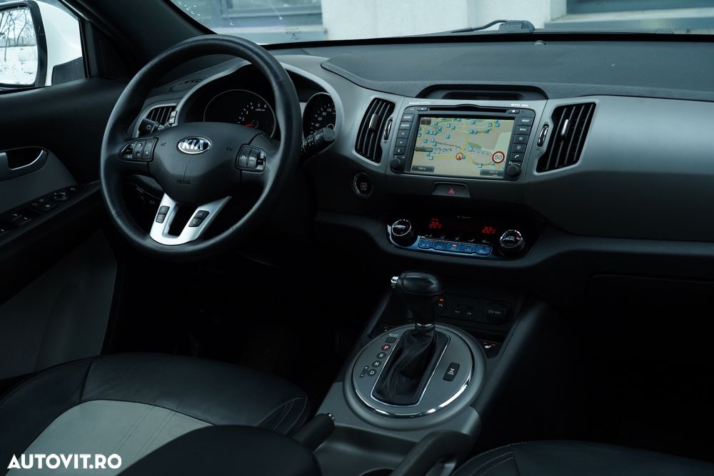 Kia Sportage 2.0 DSL HP 6AT 4x4 Style - 14
