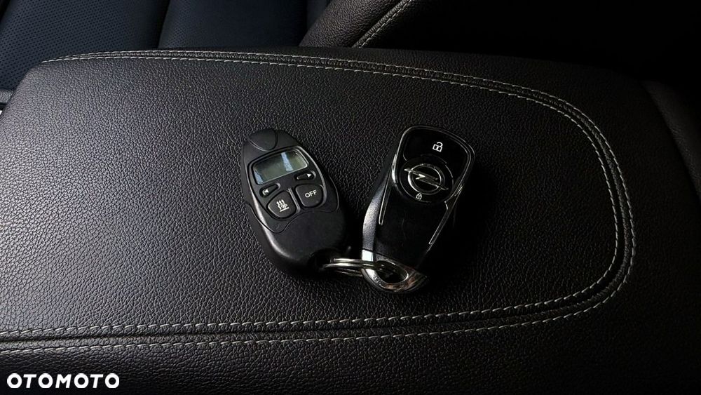 Opel Insignia - 23