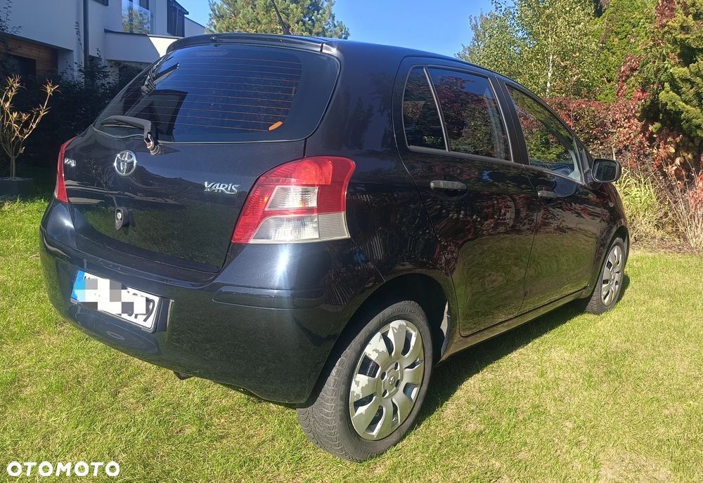 Toyota Yaris 1.33 VVT-i Life - 11