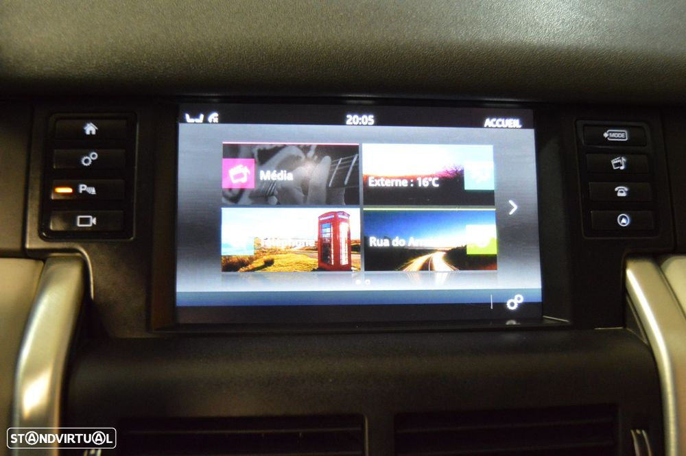 Land Rover Discovery Sport 2.0 TD4 HSE Luxury - 40