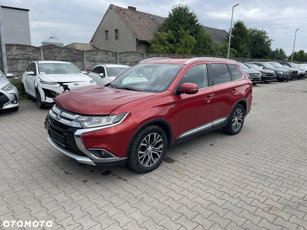 Mitsubishi Outlander 2.2 DI-D 4WD Invite - 4