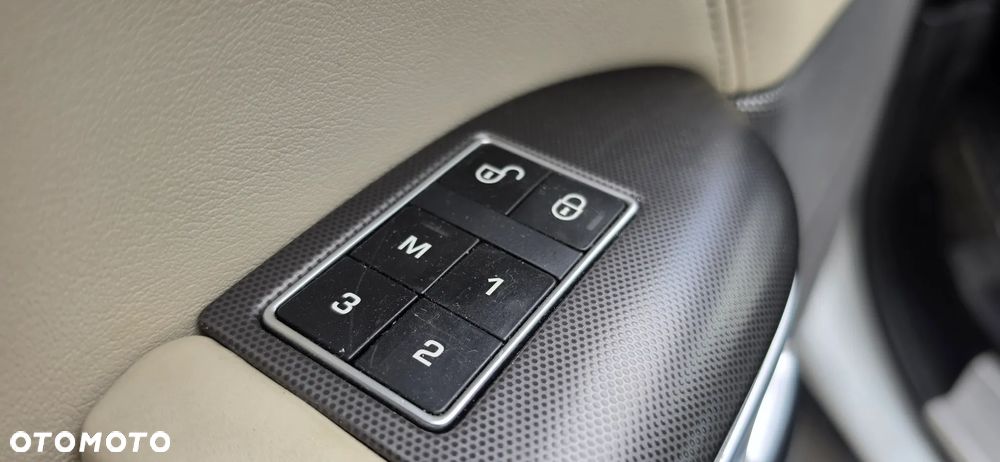 Land Rover Range Rover Sport - 14