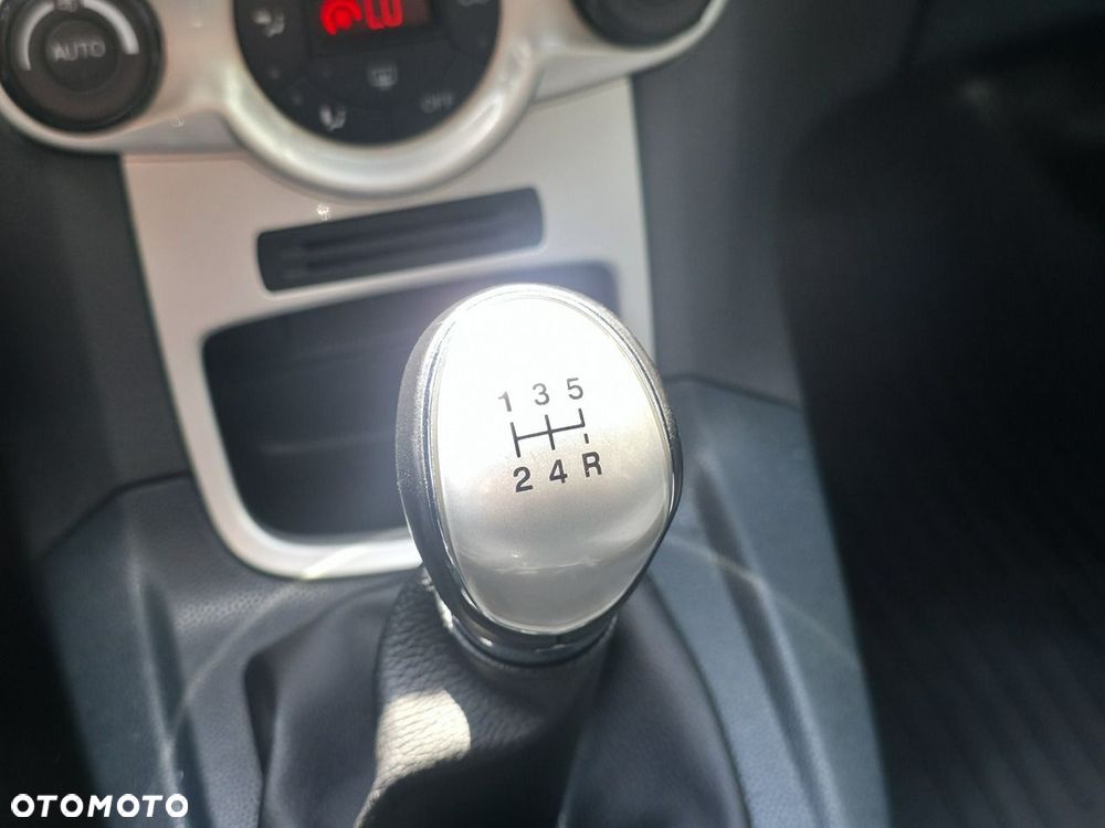 Ford Fiesta - 16