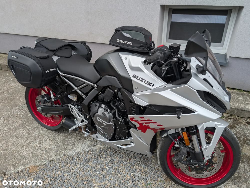 Suzuki GSX - 14