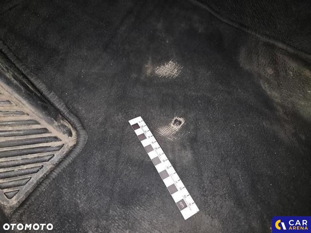 Toyota Yaris 1.5 Comfort - 21