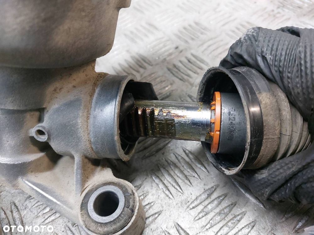 MAGLOWNICA PRZEKŁADNIA KIEROWNICZA + SILNICZEK C-MAX MK2 LIFT 1.5 TDCI - 3
