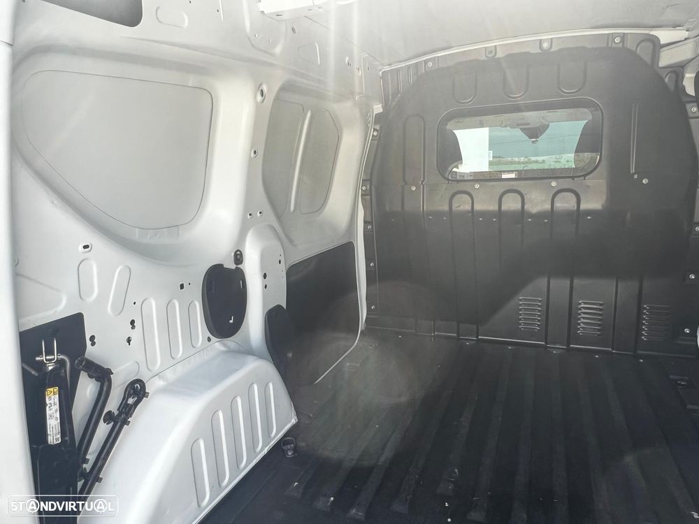 Renault EXPRESS 1.5 dci Confort 95 - 28