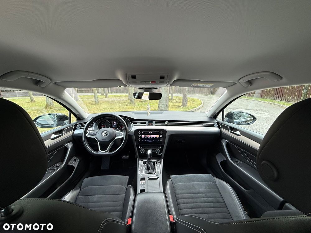 Volkswagen Passat 2.0 TSI Business DSG - 8