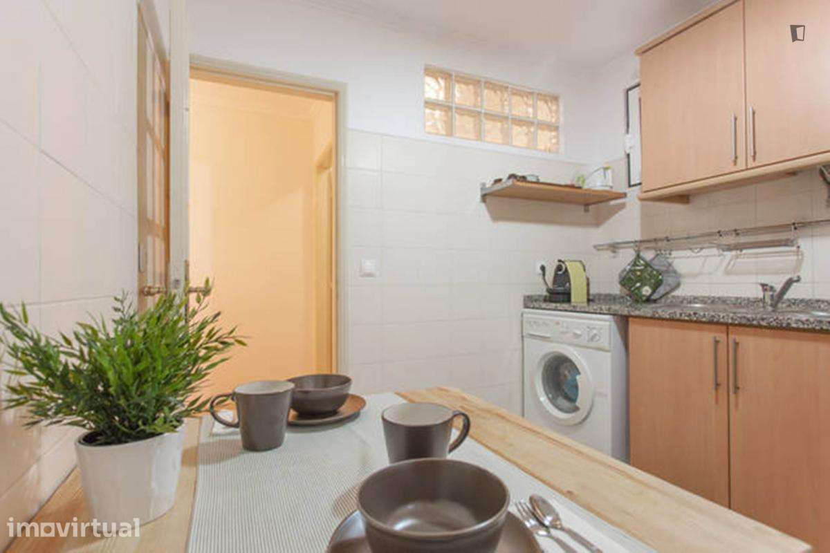 Apartamento com 1 quartos - localizado em São Bento Lisbon - Grande imagem: 3/5
