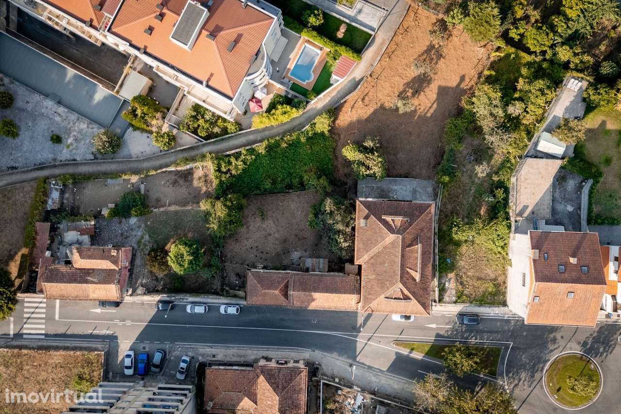 Ruína em São João da Madeira com Potencial de Ouro - Grande imagem: 5/6