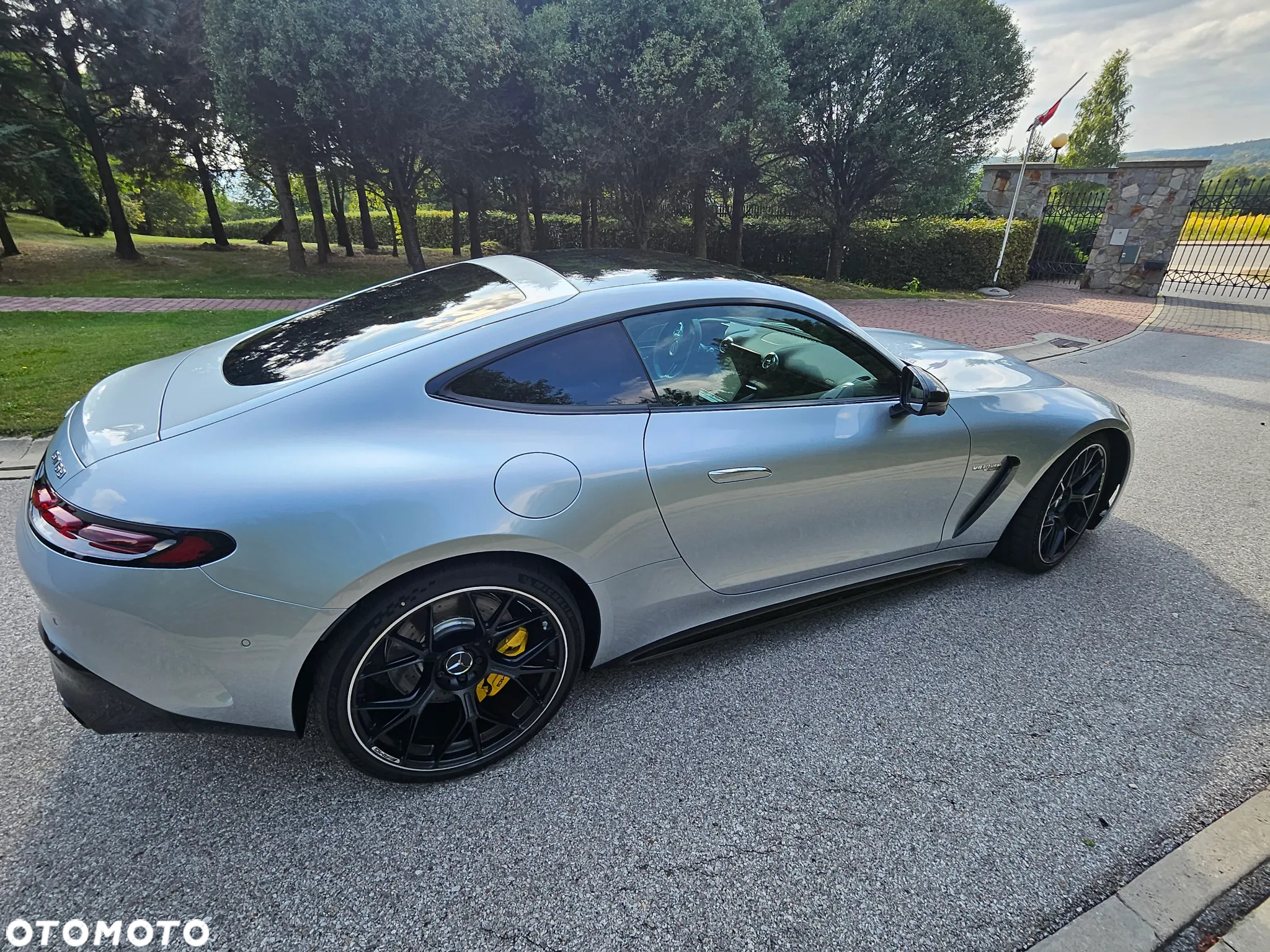 Mercedes-Benz AMG GT 63 4Matic+ - 14