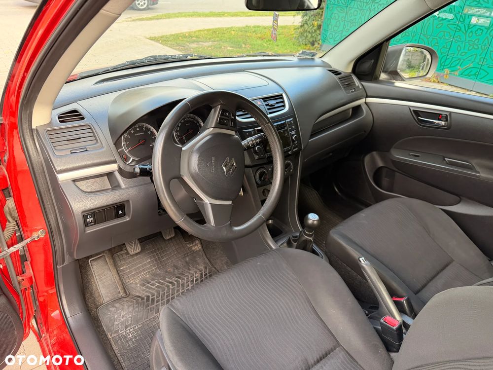 Suzuki Swift - 30