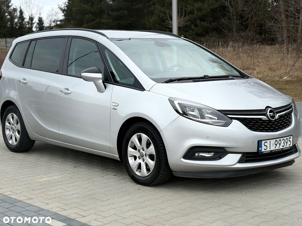 Opel Zafira - 15
