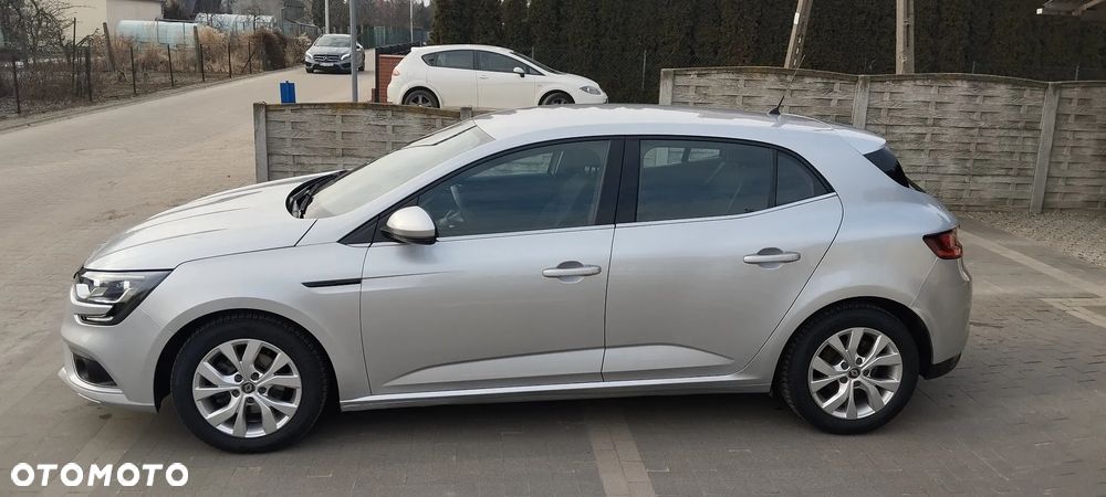 Renault Megane 1.5 Blue dCi Intens - 4