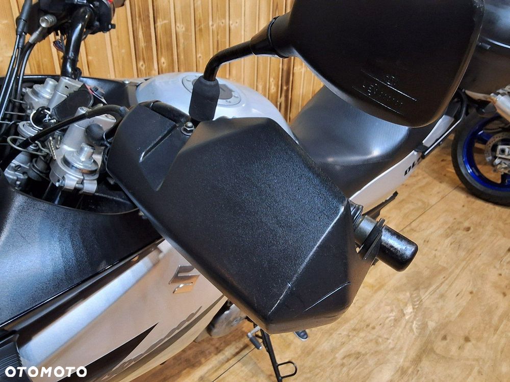 Suzuki DL - 9