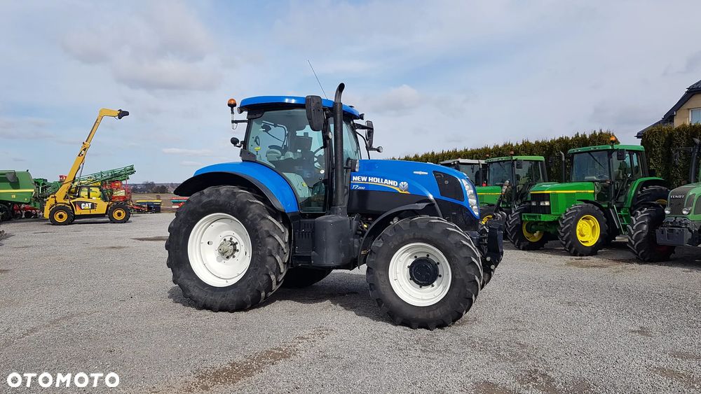 New Holland T7.200 AC 2013R - 14