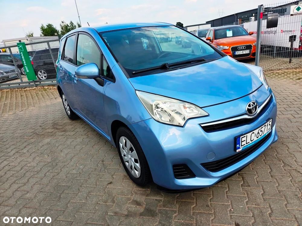 Toyota Verso S 1.33 Premium - 21
