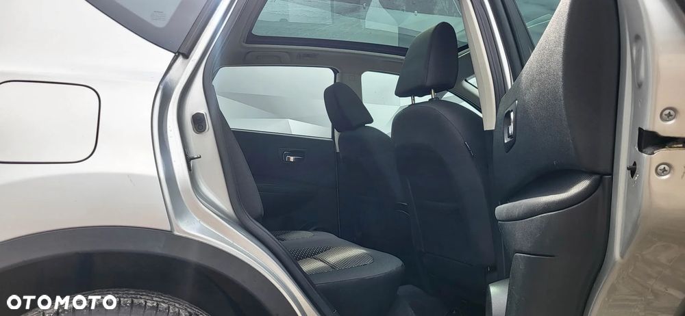 Nissan Qashqai 2.0 dCi 4 x 4 DPF acenta - 21