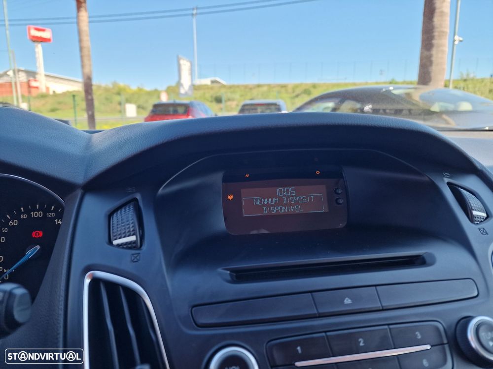 Ford Focus 1.0 SCTi Trend - 27