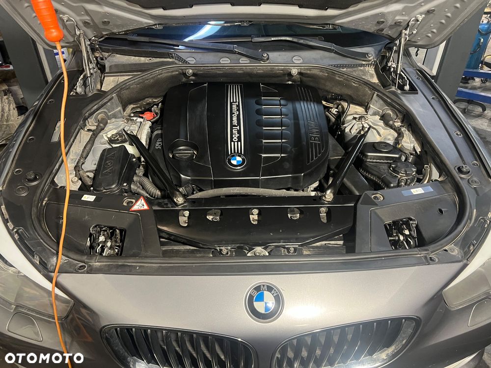 BMW 5GT 535d xDrive Tursimo Modern Line - 31