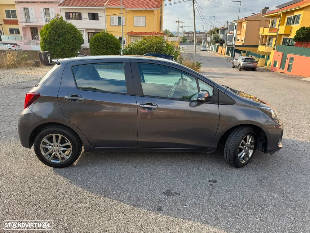 Toyota Yaris 1.0 VVT-i Comfort+P.Style - 5