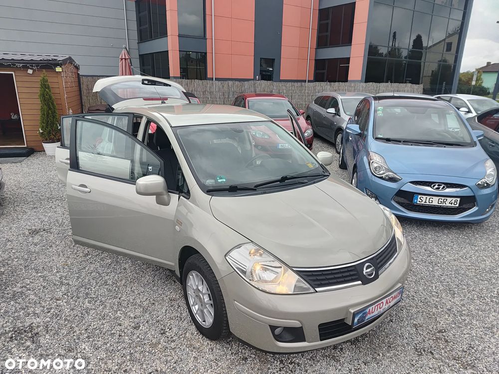 Nissan Tiida 1.6 Acenta - 32