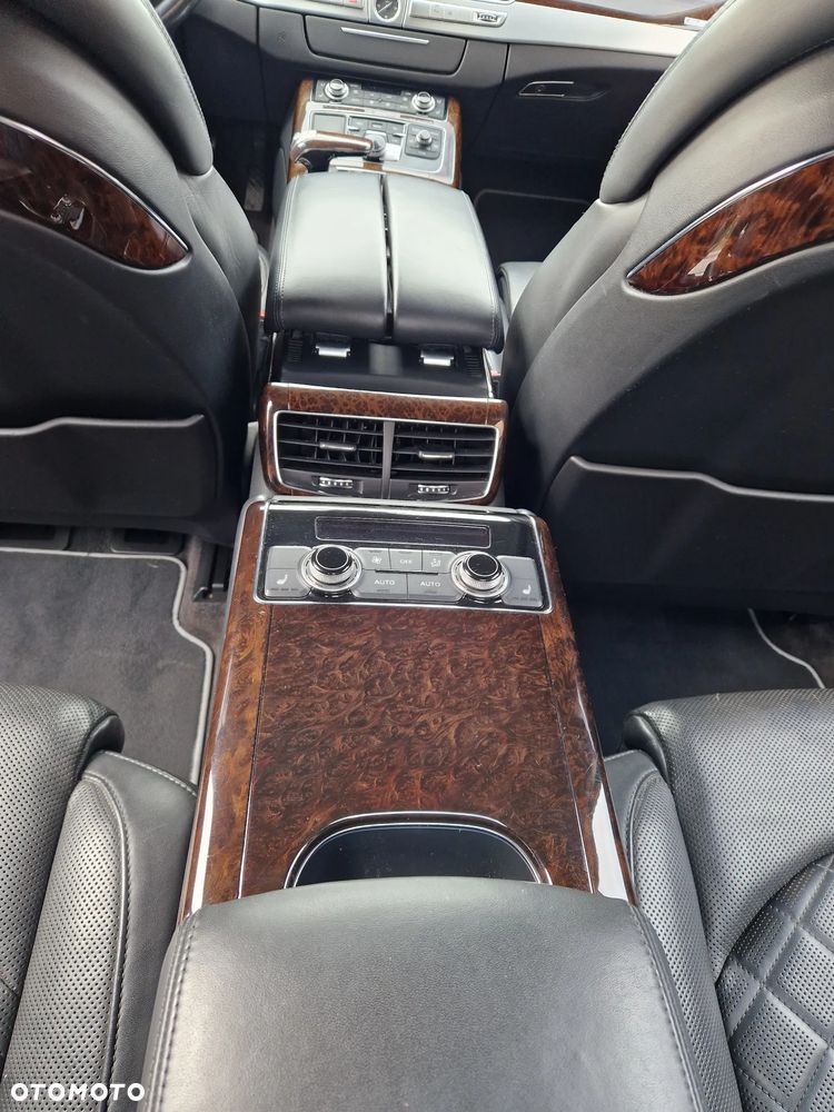 Audi A8 4.2 TDI Quattro - 13