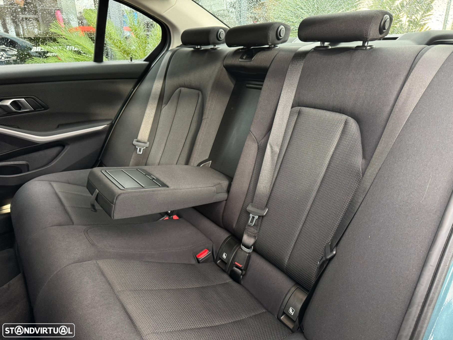 BMW 330 e Corporate Edition Auto - 17